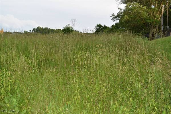 52710 Summit AVE, St. Clairsville, OH 43950