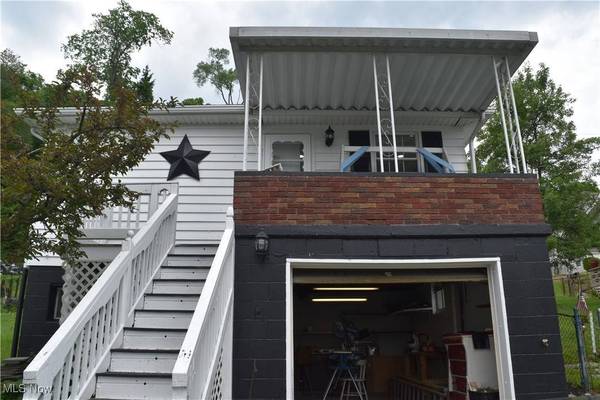 1408 N 9th ST, Martins Ferry, OH 43935