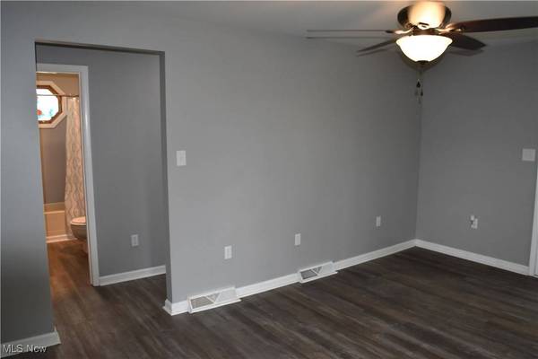 1408 N 9th ST, Martins Ferry, OH 43935