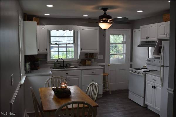 1408 N 9th ST, Martins Ferry, OH 43935