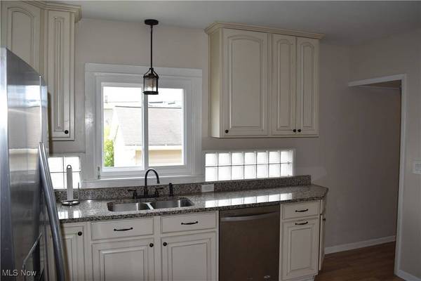 200 W 40th ST, Shadyside, OH 43947