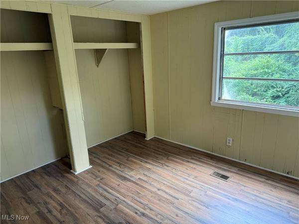 201 Pear ST #LOT 6, Bethesda, OH 43719