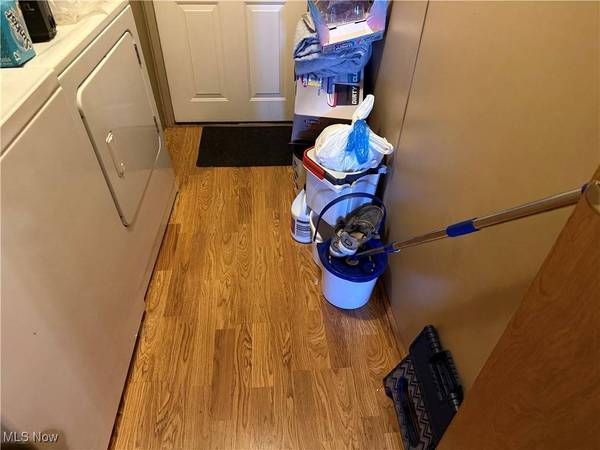 301 3rd AVE, Yorkville, OH 43971