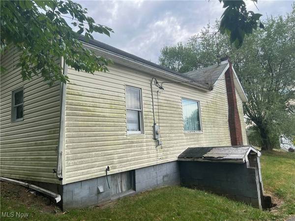 60551 Main ST, Jacobsburg, OH 43933