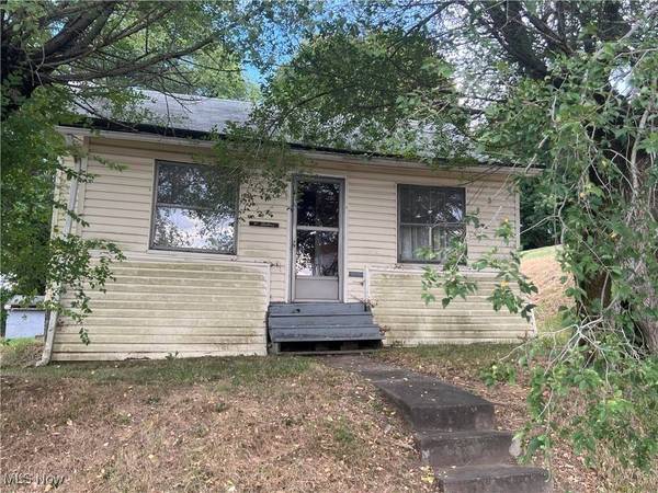 60551 Main ST, Jacobsburg, OH 43933