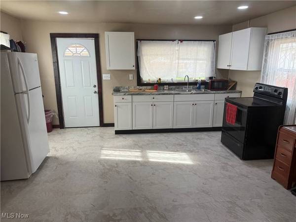 253 Hallock AVE, Mingo Junction, OH 43938