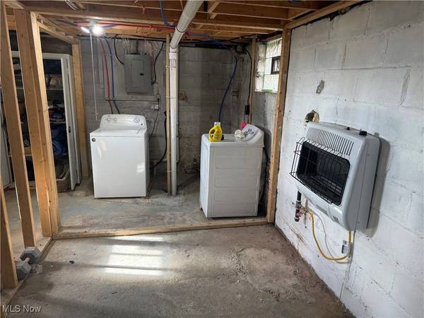 253 Hallock AVE, Mingo Junction, OH 43938