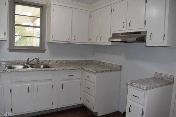 205 McFadden ST, St Clairsville, OH 43950