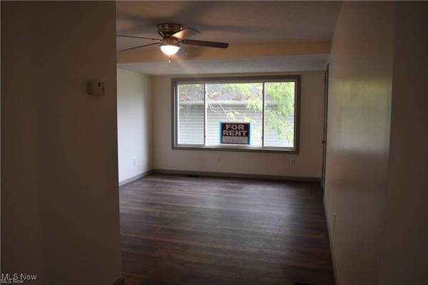 205 McFadden ST, St Clairsville, OH 43950