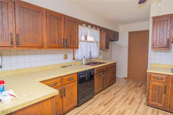 67156 S Almar LN, St Clairsville, OH 43950