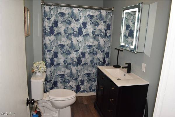 613 E Main ST, Barnesville, OH 43713