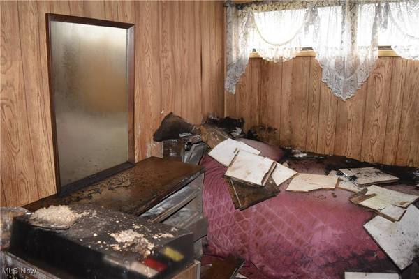 52140 Home ST, St Clairsville, OH 43950