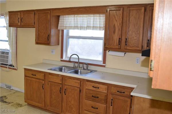 66345 McBride Hill RD, St Clairsville, OH 43950