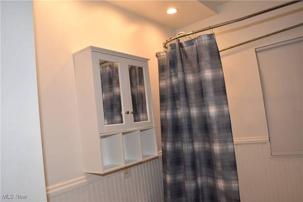 379 Rosser AVE, Bellaire, OH 43906