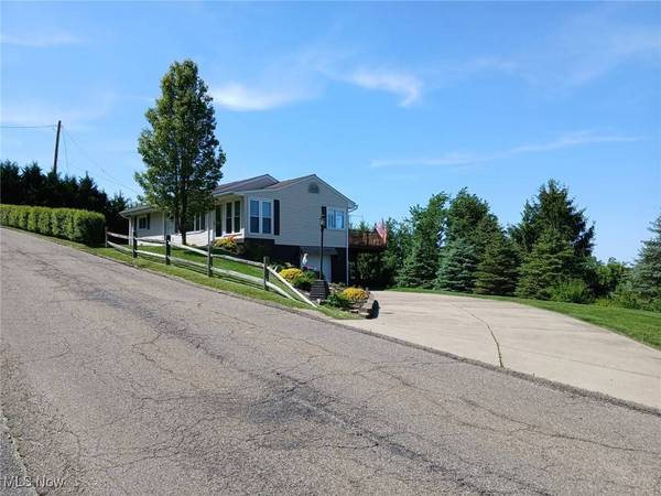 67540 Kirkwood Heights RD, Bridgeport, OH 43912