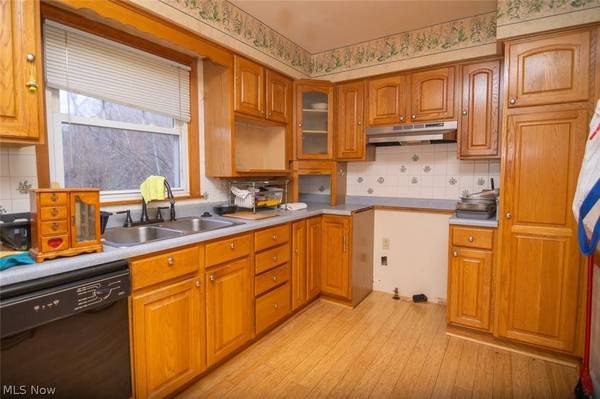60830 Shaver Hill RD, Shadyside, OH 43947