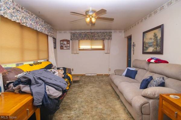 60830 Shaver Hill RD, Shadyside, OH 43947