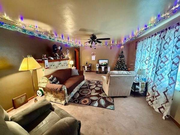 38 Kiefer Way, Weirton, WV 26062