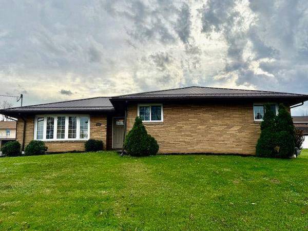 108 Elaine Avenue, Follansbee, WV 26037