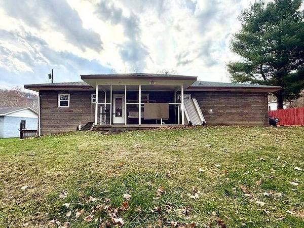 38 Kiefer Way, Weirton, WV 26062