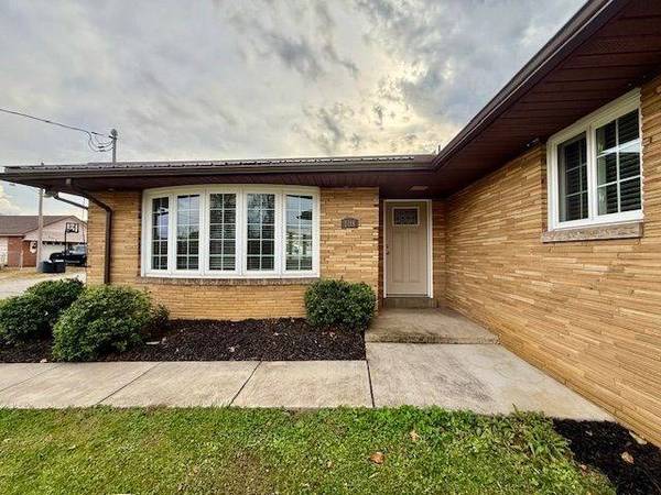 108 Elaine Avenue, Follansbee, WV 26037