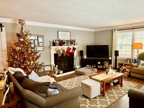 9 Storch Avenue, Wheeling, WV 26003