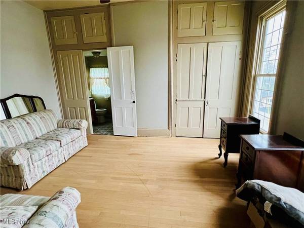 1134 Main ST, Smithfield, OH 43948