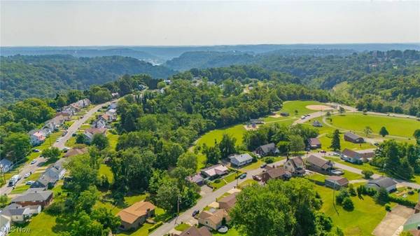 320 Canterbury BLVD, Steubenville, OH 43952