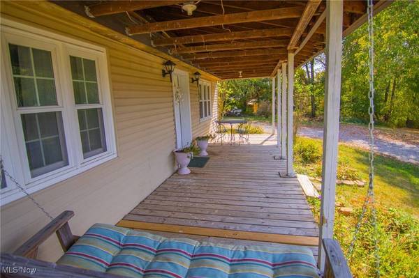 105 Anderson LN, Bloomingdale, OH 43910