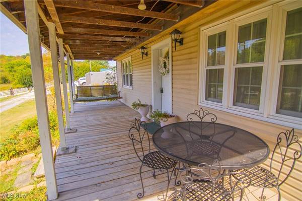 105 Anderson LN, Bloomingdale, OH 43910