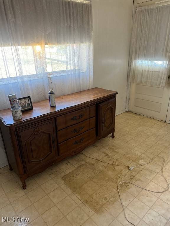 2483 Chestnut ST, Steubenville, OH 43952