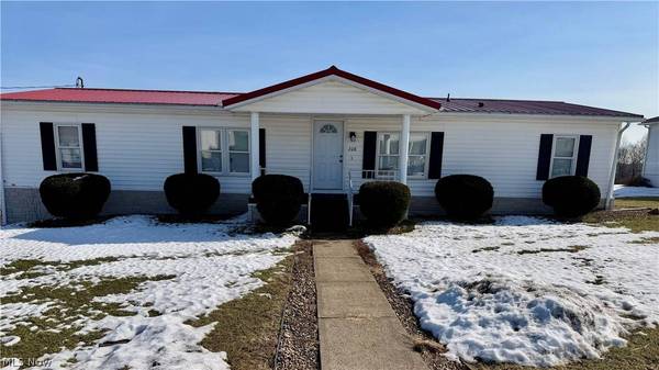 208 Jefferson BLVD, Mingo Junction, OH 43938