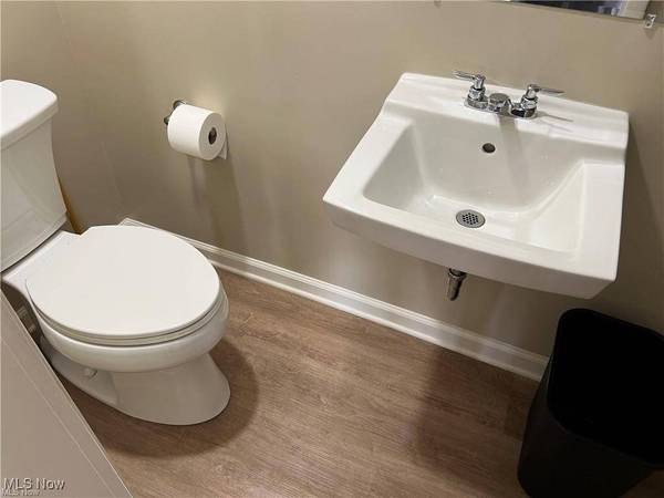 25 S 5th ST, Martins Ferry, OH 43935