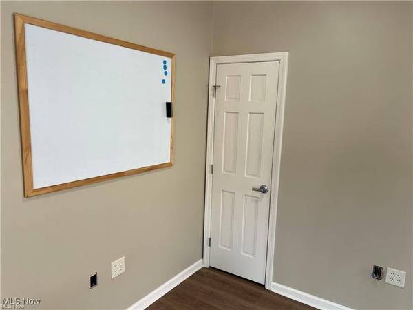 25 S 5th ST, Martins Ferry, OH 43935