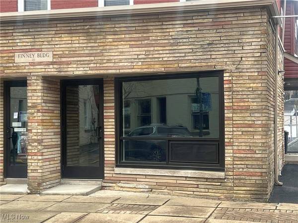 25 S 5th ST, Martins Ferry, OH 43935