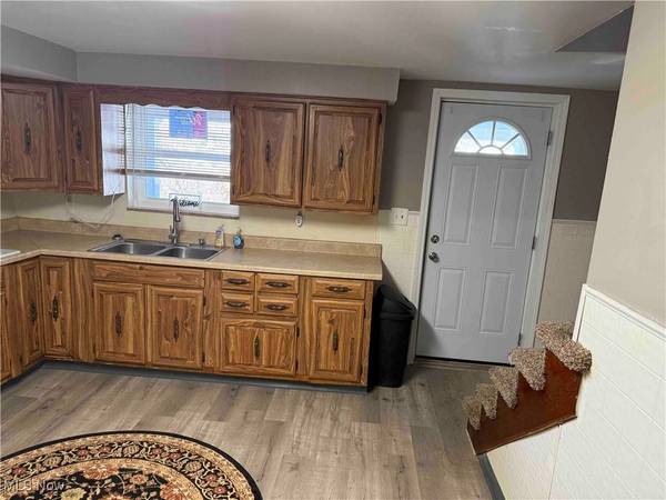 806 Howard ST, Bridgeport, OH 43912