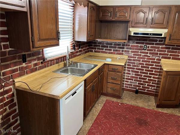 69350 Highland AVE, Bridgeport, OH 43912