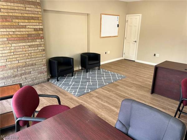 25 S 5th ST, Martins Ferry, OH 43935