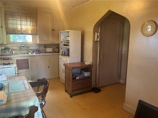 144 franklin ST, Weirton, WV 26062