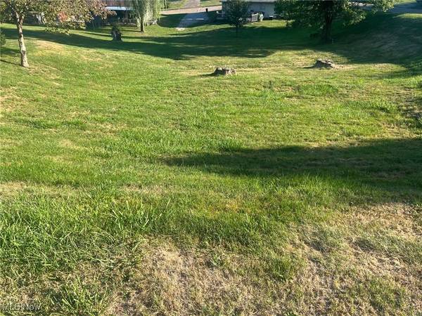 0 Taylor LN, St. Clairsville, OH 43950