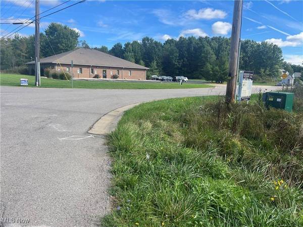 Terra Bella DR, Youngstown, OH 44505