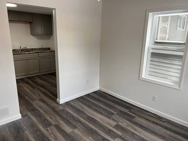 72 Warwood Ave, Wheeling, WV 26003