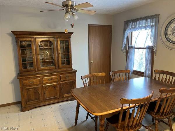 164 Pine LN, Barnesville, OH 43713