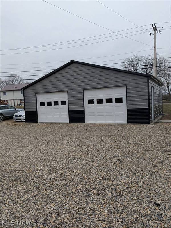 41152 Black Oak RD, Flushing, OH 43977