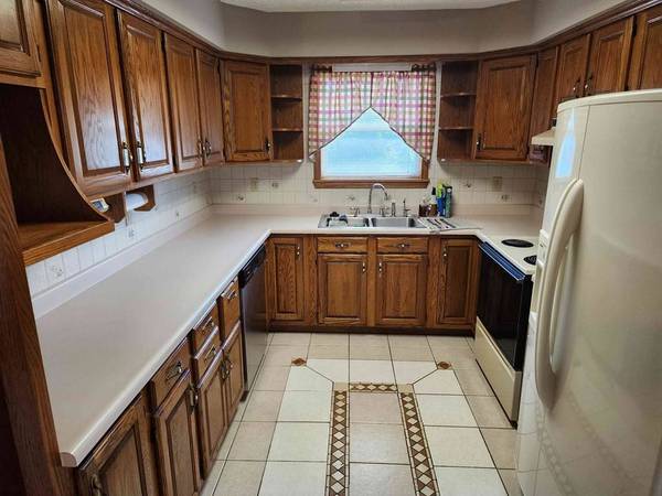 2400 Overbrook, Wheeling, WV 26003