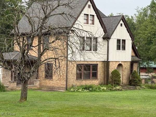 47622 National RD, St Clairsville, OH 43950
