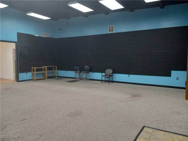 2700 Sunset BLVD, Steubenville, OH 43952