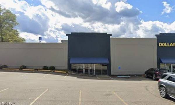 51710 National RD E, St Clairsville, OH 43950