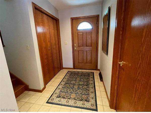 211 Greentree DR, St. Clairsville, OH 43950