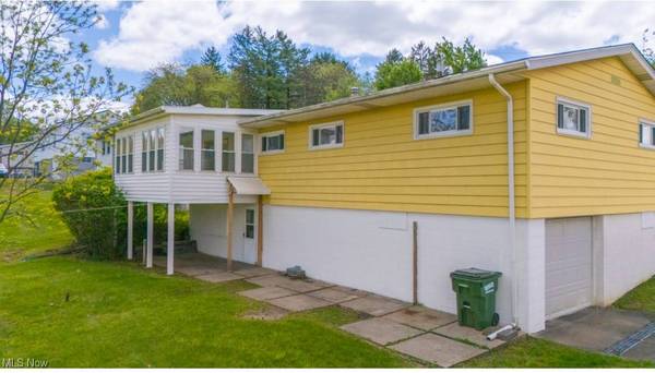 311 Taylor LN, St. Clairsville, OH 43950